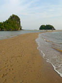 อุทยานแห่งชาติหาดนพรัตน์ธารา อ.เมือง จ.กระบี่ 